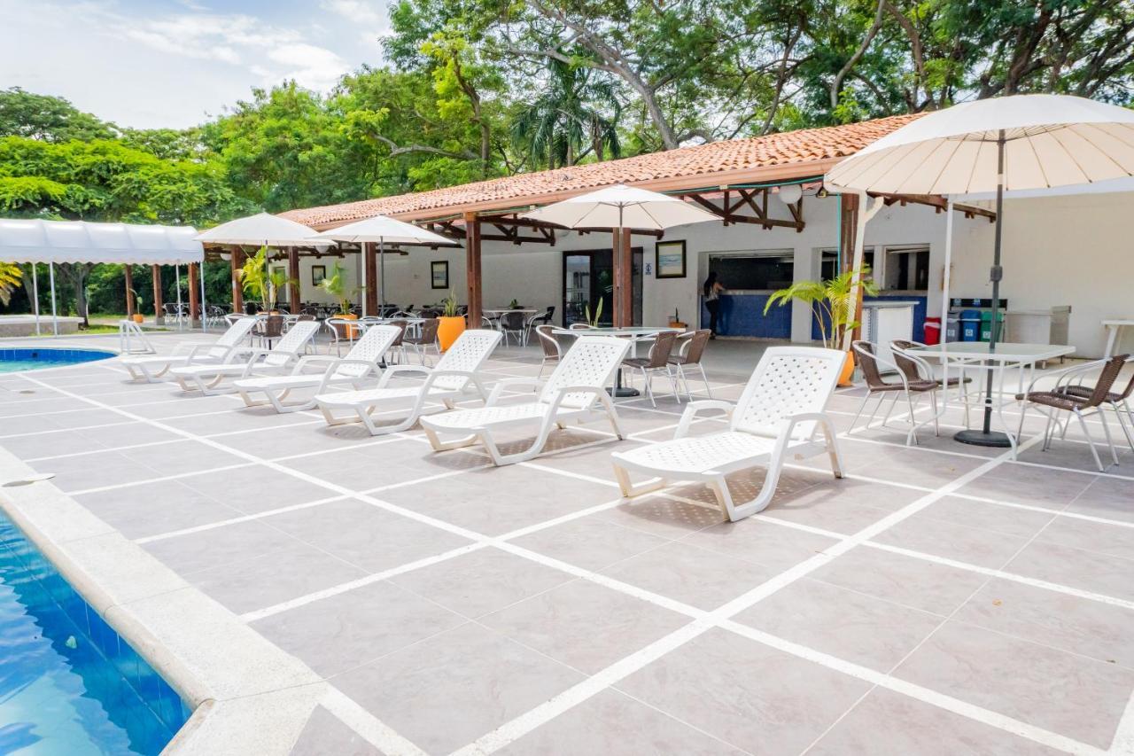 Hotel Penon Suites Girardot Dış mekan fotoğraf