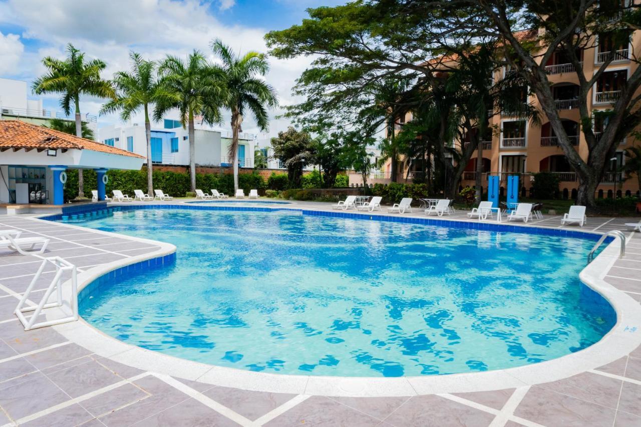 Hotel Penon Suites Girardot Dış mekan fotoğraf