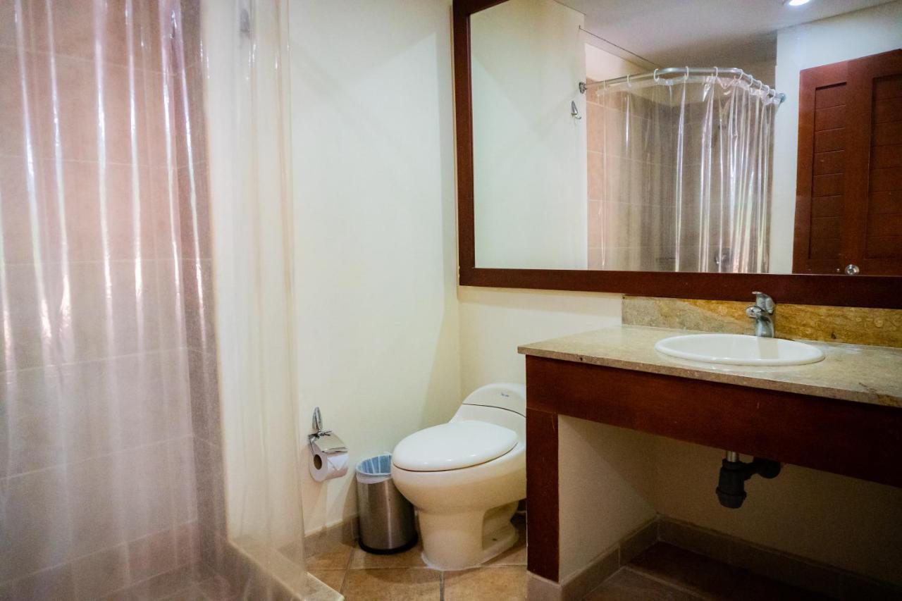 Hotel Penon Suites Girardot Dış mekan fotoğraf