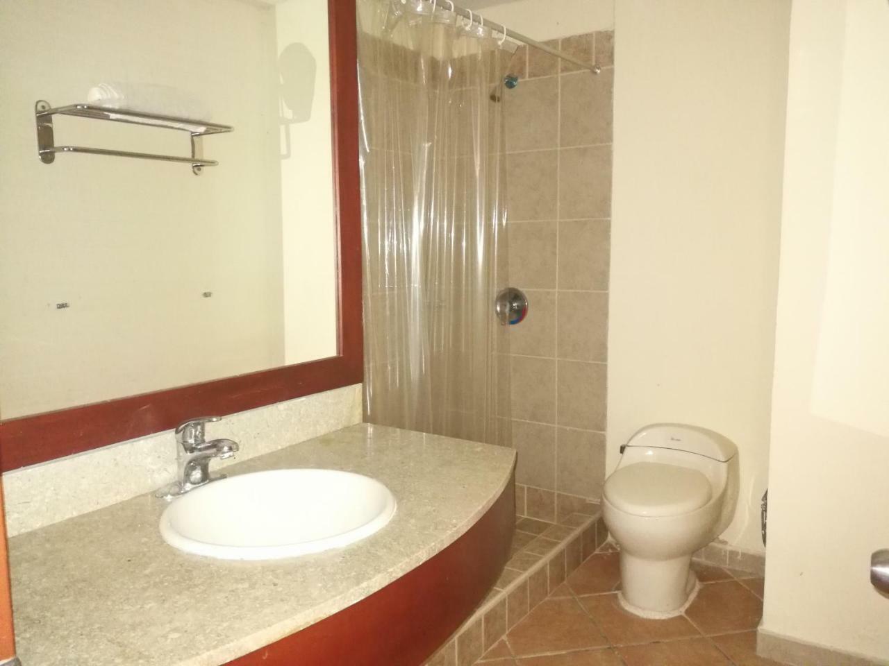 Hotel Penon Suites Girardot Dış mekan fotoğraf