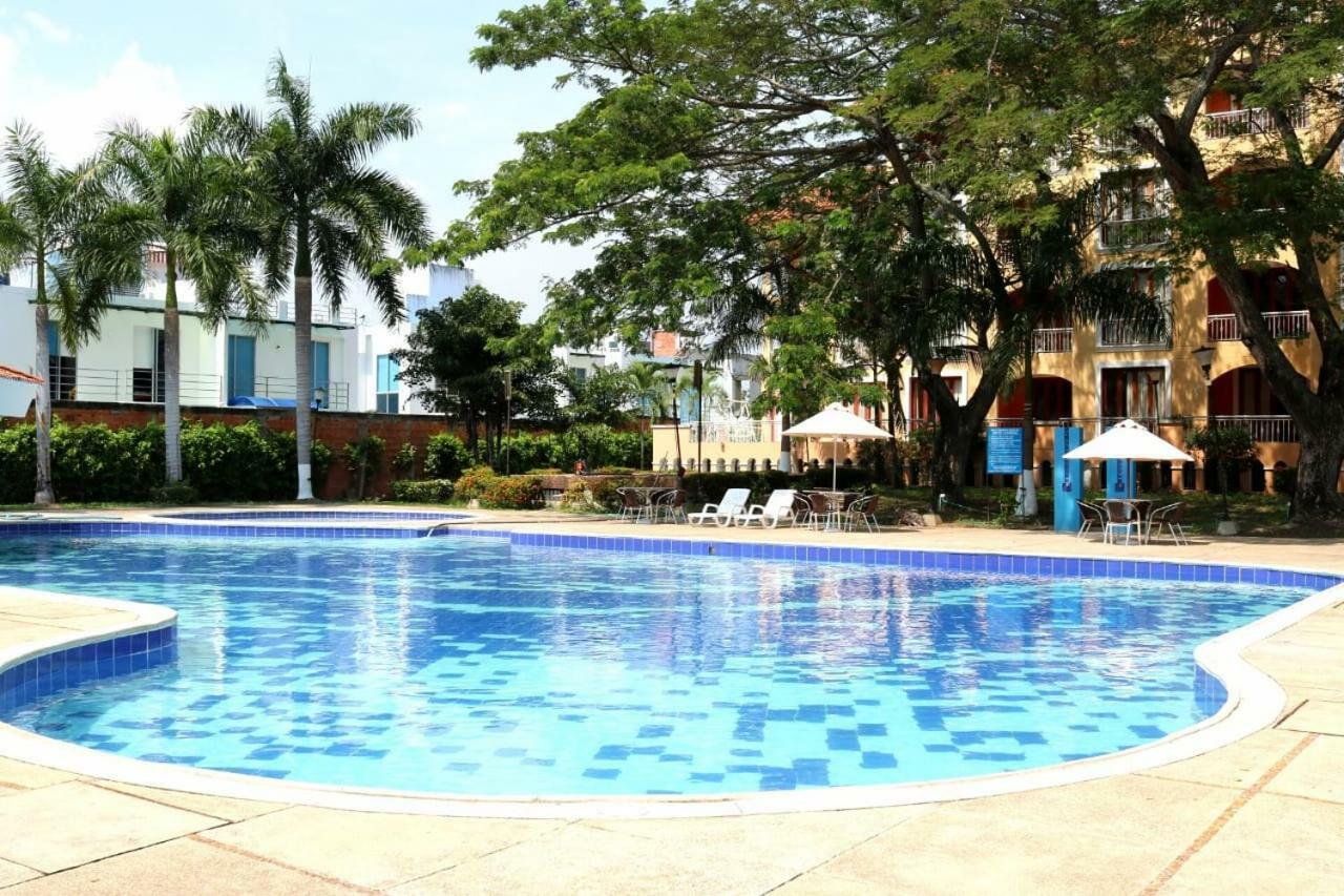 Hotel Penon Suites Girardot Dış mekan fotoğraf